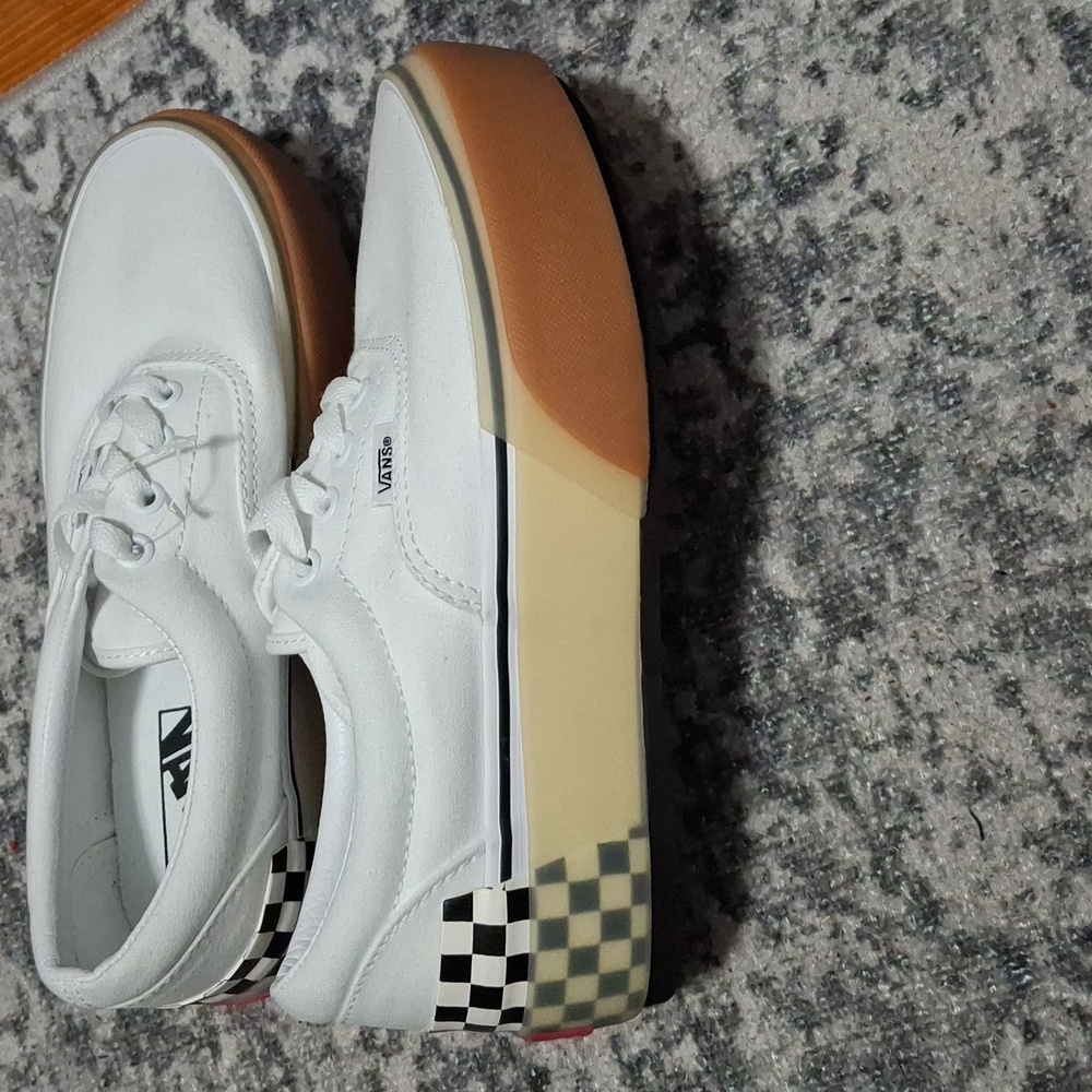 Old school stacked vans